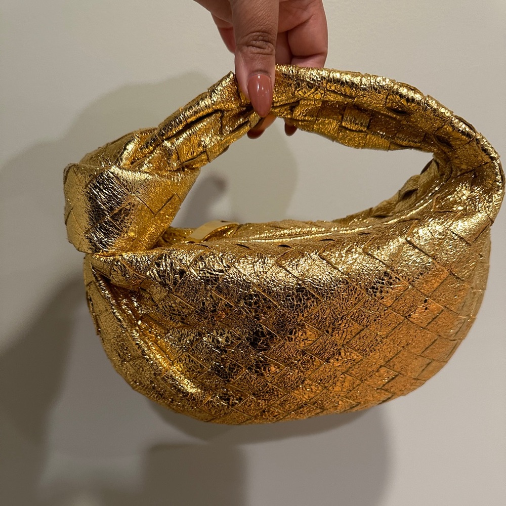 (LIMITED EDITION) Bottega Veneta Mini Jodie Gold